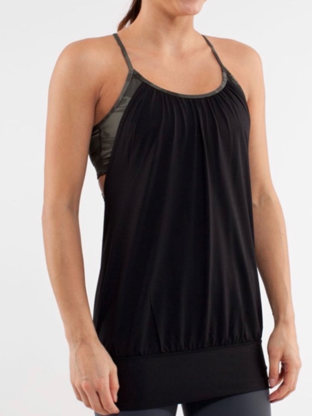 Lululemon No Limits Tank Top Women's Sz 4 Black Camo Built in Bra Athletic Yoga